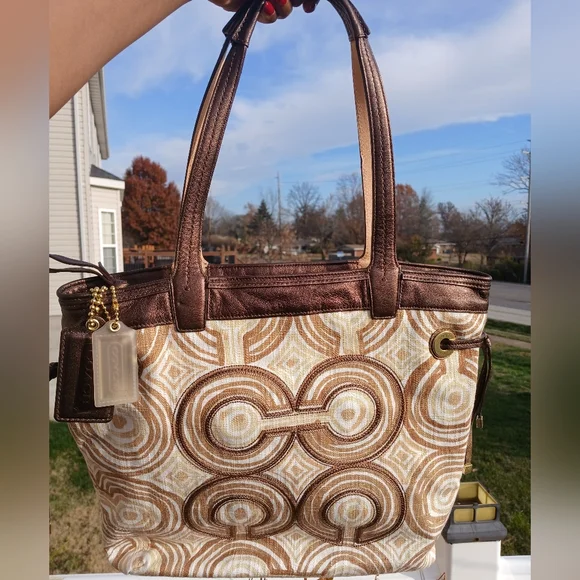 Coach Cream and Gold Geometric Tote - Picture 11 of 15